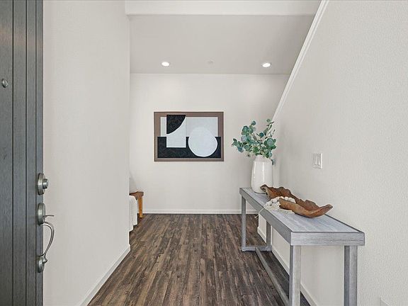2nd image of 223 William Manly St Unit 5