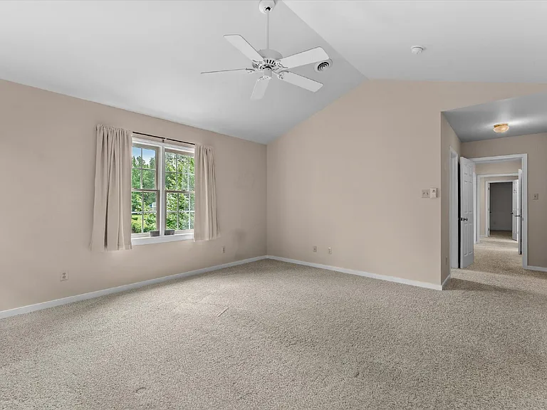 10948 Sunset Hills Dr — Photo 42