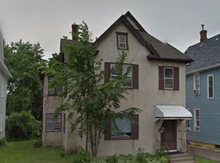 910 4th St NE #1, Minneapolis, MN 55413