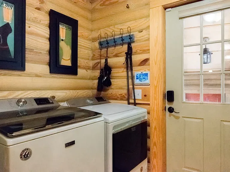 Laundry Room Cabinet
