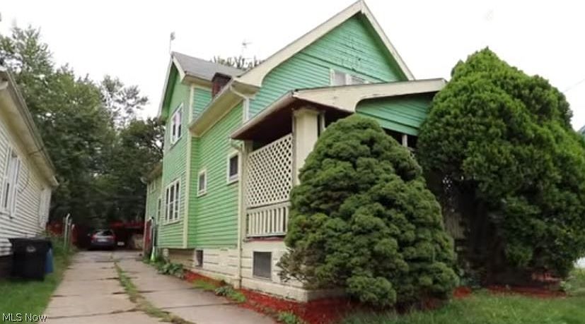 1st image of 3705 E 108th St