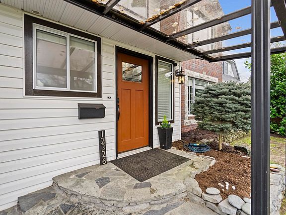 3rd image of 12326 234th St