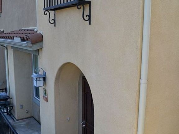 4th image of 4300 Newton Ave Unit 71