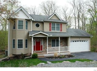 280 Fringe Dr, E Stroudsburg, PA 18302