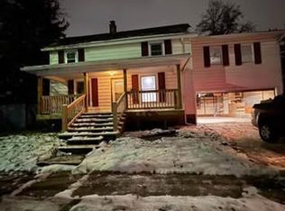 305 Rauth St, Wapakoneta, OH 45895