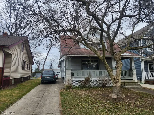 3784 Washington Park Blvd, Newburgh Heights, OH 44105