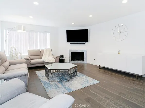 301 N Belmont St APT 208, Glendale, CA 91206