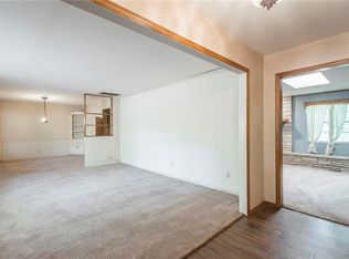 4401 Bridle Ct, Edmond, OK 73025