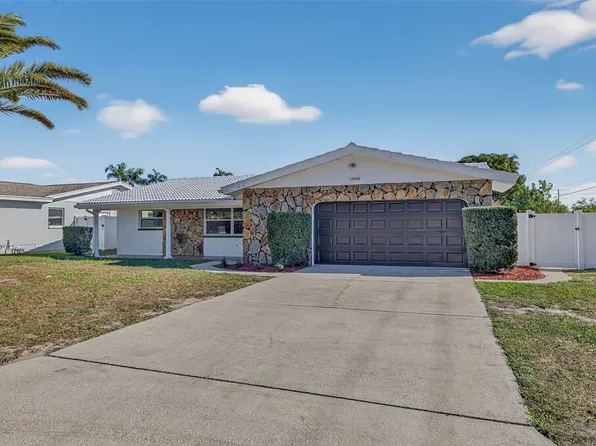 13690 87th Pl N, Seminole, FL 33776