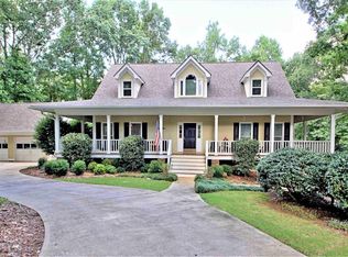 404 Sugar Mill Ride, Peachtree City, GA 30269
