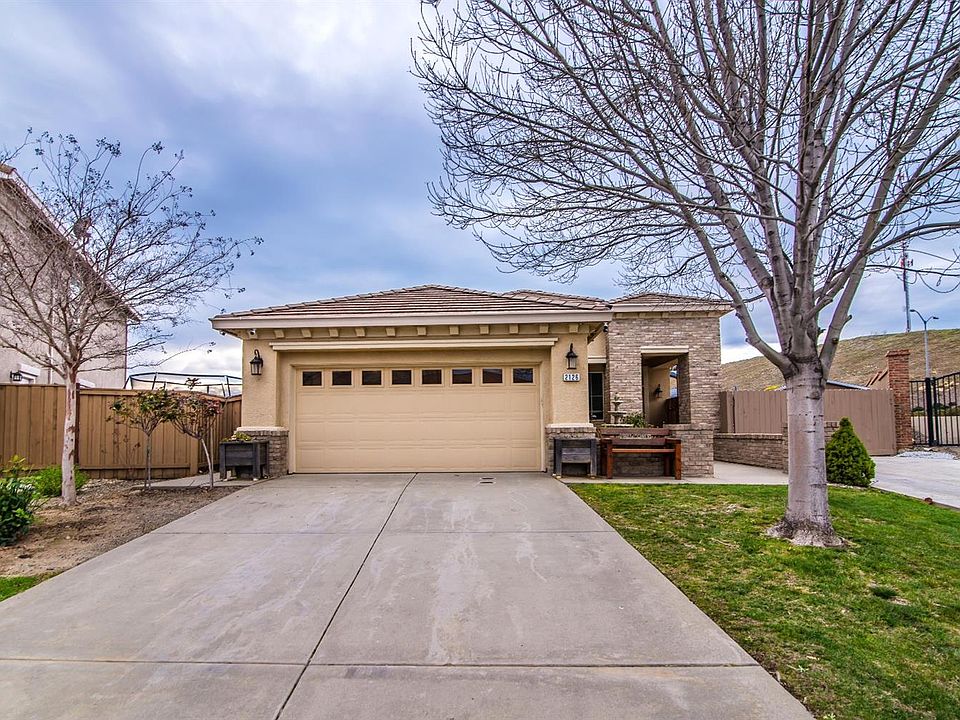 1st image of 2126 Horseshoe Glen Cir