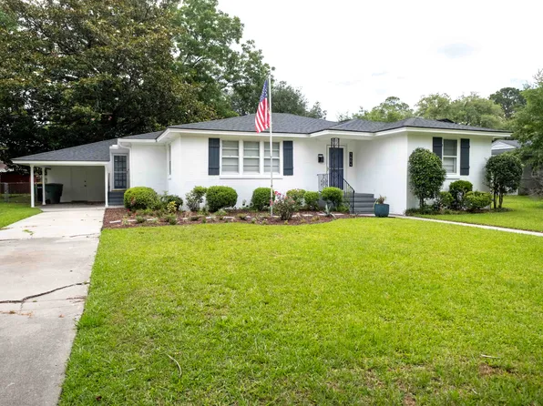 5604 Paulsen St, Savannah, GA 31405