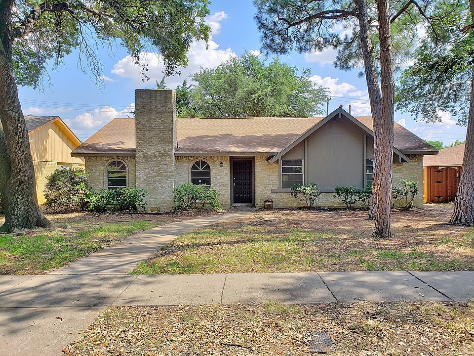1st image of 1320 Iris Ln