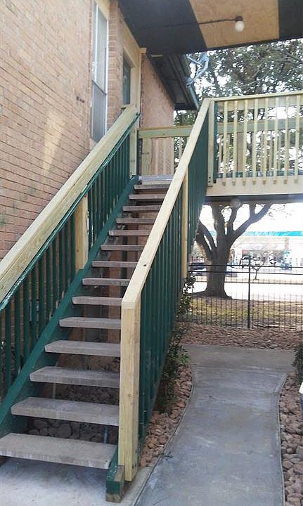 1st image of 1516 Bay Area Blvd APT B10