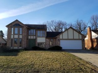 639 Kentucky Dr, Rochester Hills, MI 48307