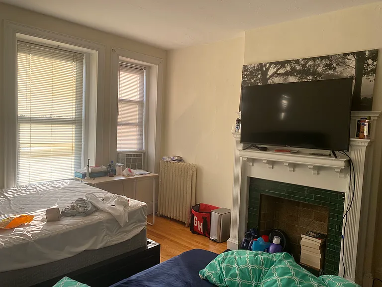 100 Linden St #3 — Photo 7