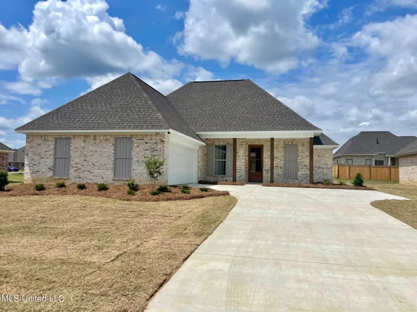 917 Glenwild Cir, Canton, MS 39046