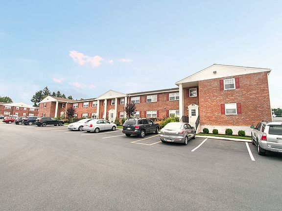 3rd image of 1560 Irene St APT 216