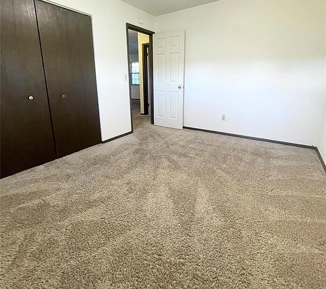 139 Stacy Dr — Photo 10