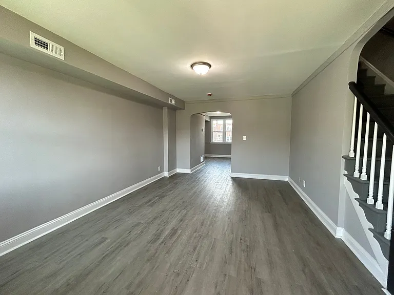 1503 Aldeney Ave — Photo 11
