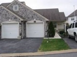 625 Crestgate Pl, Millersville, PA 17551