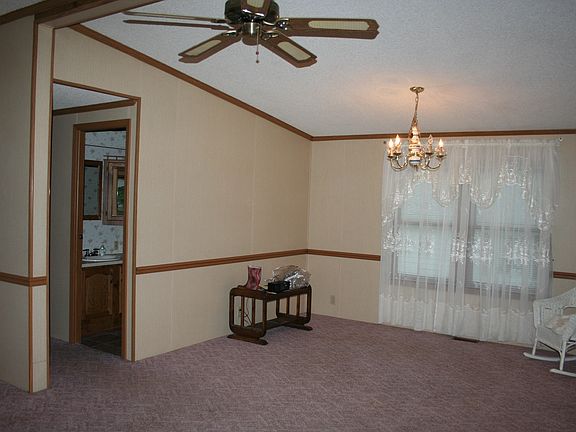 4th image of 7154 Oak Brook Cir