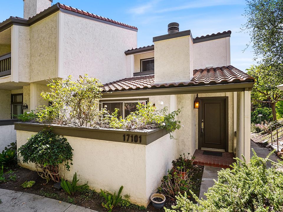 1st image of 17101 Palisades Cir