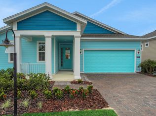 990 Fiesta Key Cir, Lady Lake, FL 32159