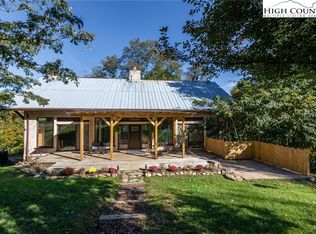 217 Little Big Horn Ln, Independence, VA 24348