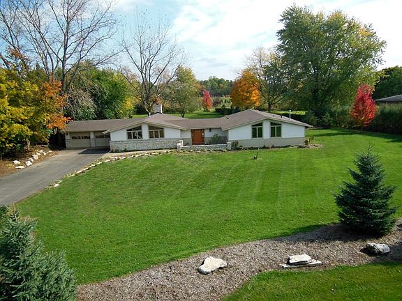 2nd image of 4N405 Foxfield Dr