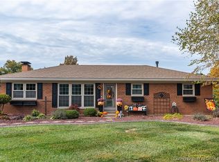 4033 Weber Ln, Floyds Knobs, IN 47119