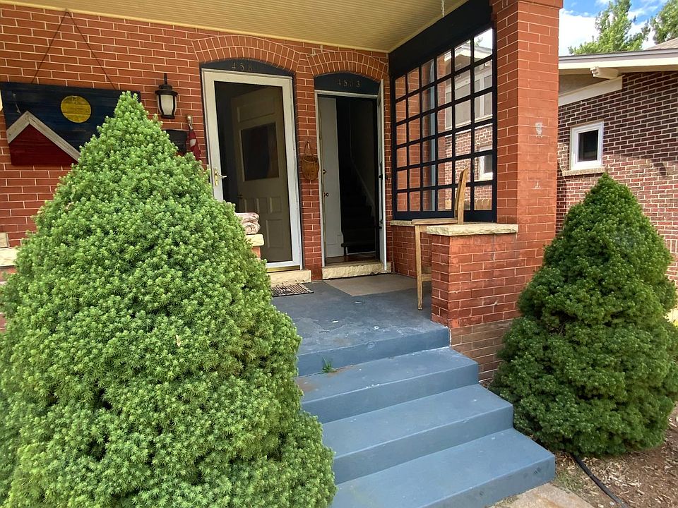 Tenant has a private entranceway to second floor.