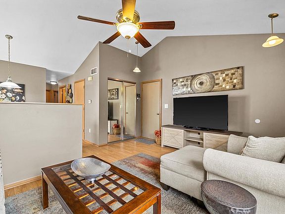 2nd image of 3029 25th STREET