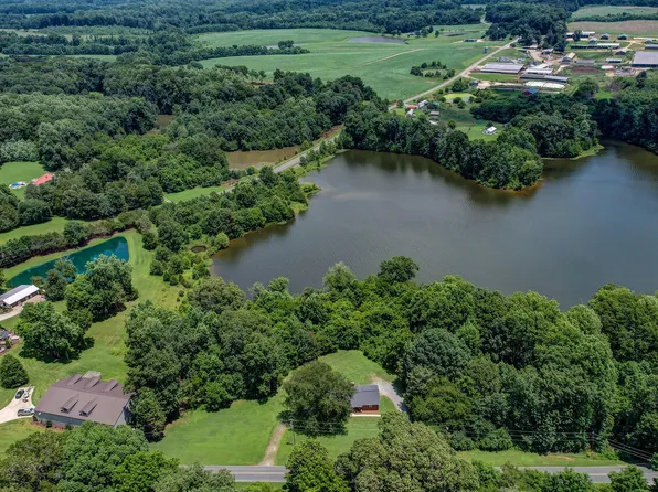9180 River Mill Rd, Randleman, NC 27317