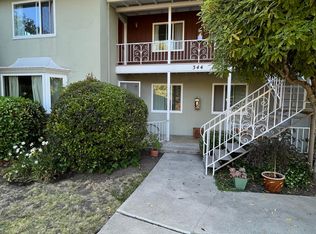 344 Waverley St APT 3, Menlo Park, CA 94025
