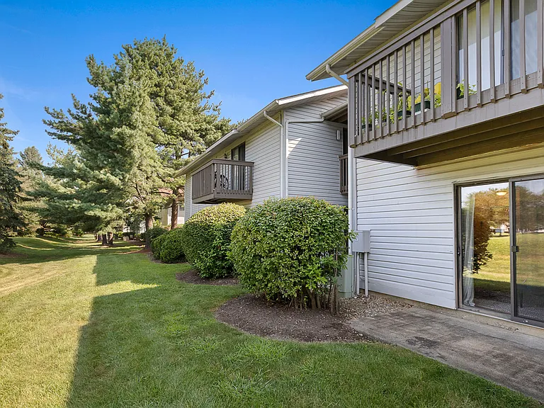 Quail Ridge Apartments — Photo 24