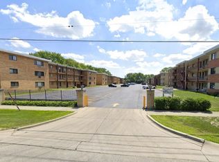 Park Lane Apartments, Des Plaines, IL 60018