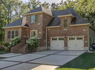 406 N Point Rd, Salem, IL 62881