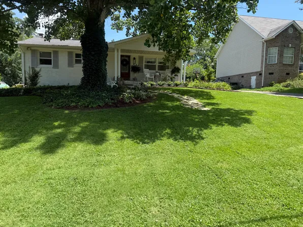 10824 Thornton Dr, Knoxville, TN 37934