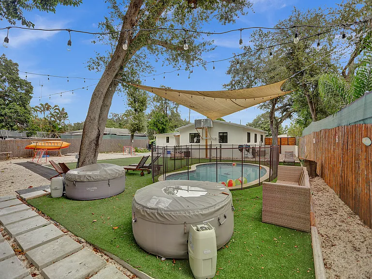 4030 SW 33rd St — Photo 42