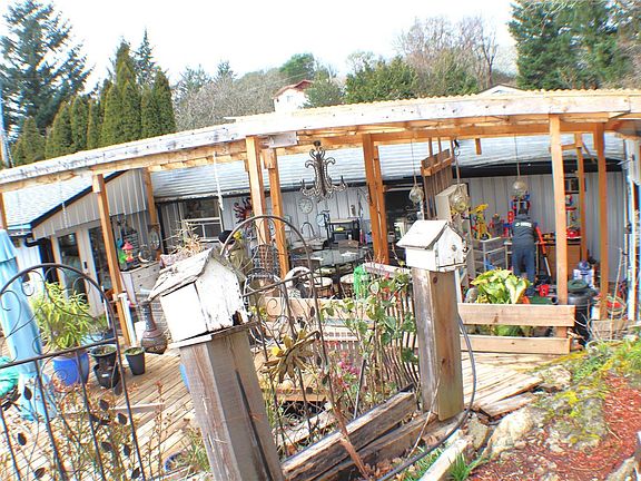 4th image of 1120 Donna Ave