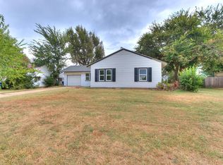 823 S Reno Ave, El Reno, OK 73036