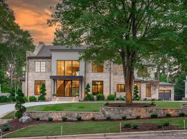 7136 N Ridge Dr, Raleigh, NC 27615