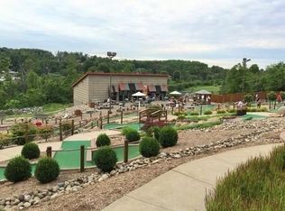 1285 Farm Rd, Uniontown, PA 15401