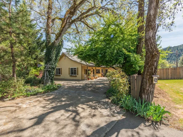 425 Mountain View St, Weaverville, CA 96093