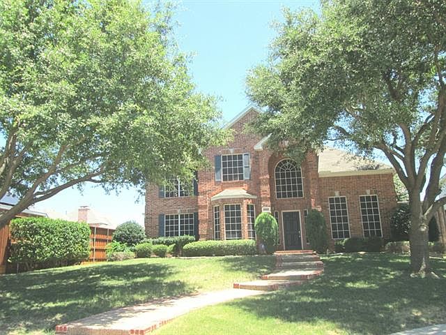 1st image of 2704 Oates Dr