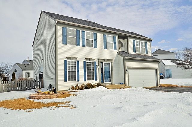 1st image of 2461 N Rosewood Ln