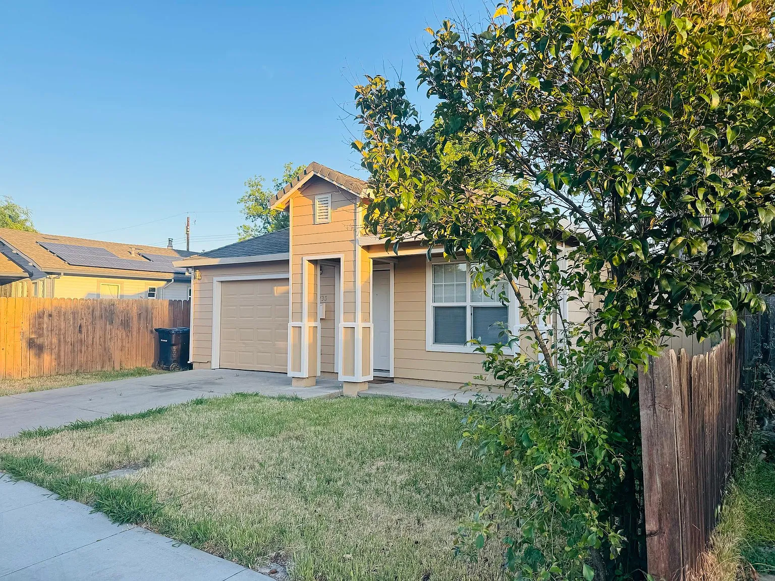 4 bed, 1245 sqft, $2,700 — Photo 3
