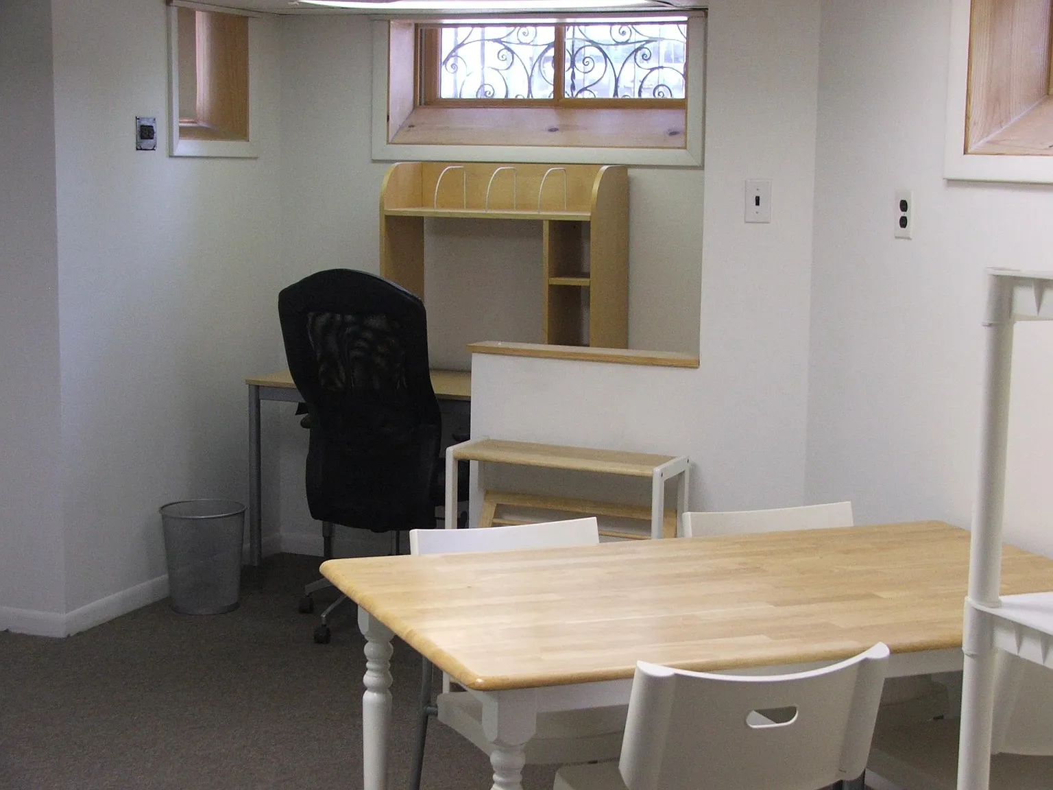 1 bed, 900 sqft, $1,050 — Photo 3