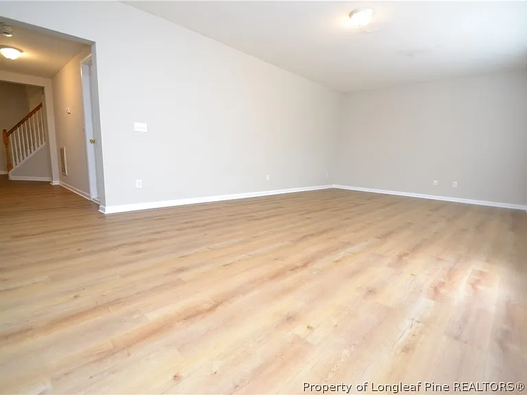 7830 Clover Creek Ct — Photo 40